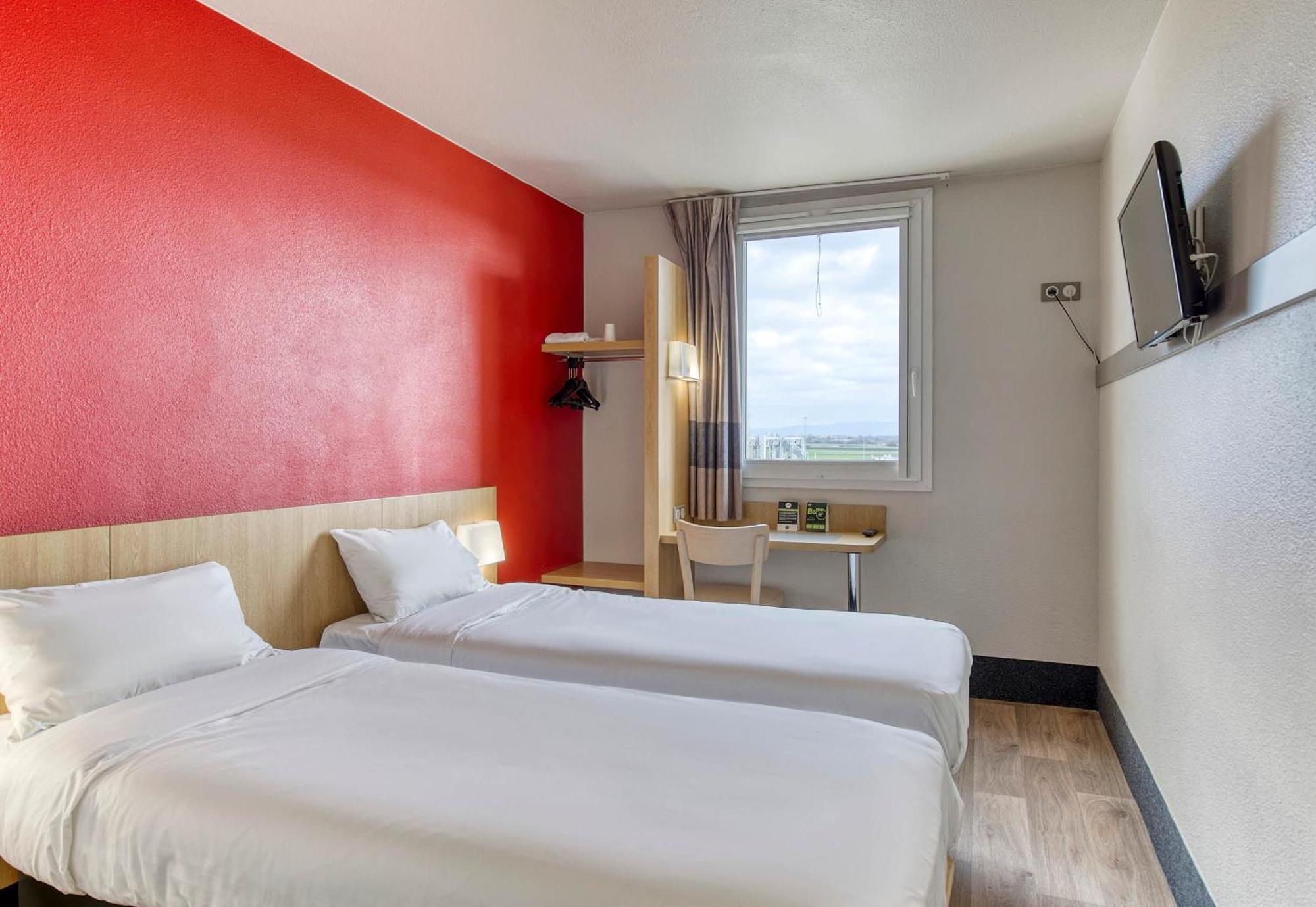 B&B Hotel Clermont-Ferrand Gerzat Ngoại thất bức ảnh